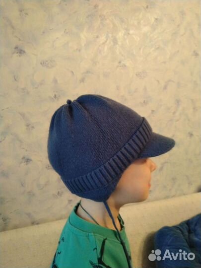 Шапки зима (3-5 лет) и Деми (3-4года)