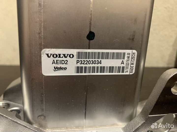 Радиатор системы рецирк клапана EGR Volvo 36003021