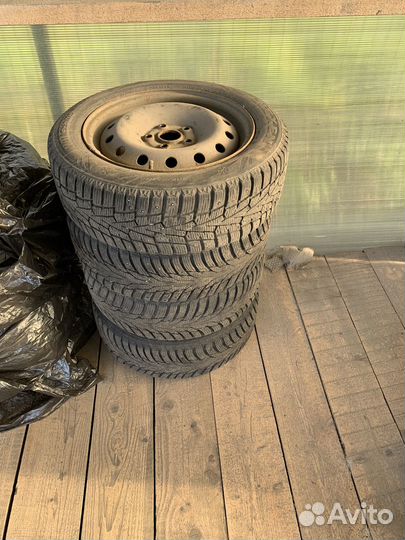 Зимняя резина с дисками на golf 5 r16