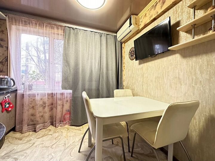 1-к. квартира, 50 м², 1/5 эт.