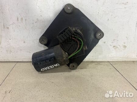 Моторчик стеклоочистителя передний