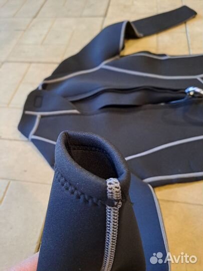 Гидрокостюм