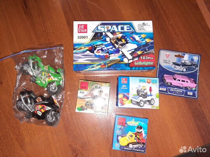 Лего.мотоциклы.машинка