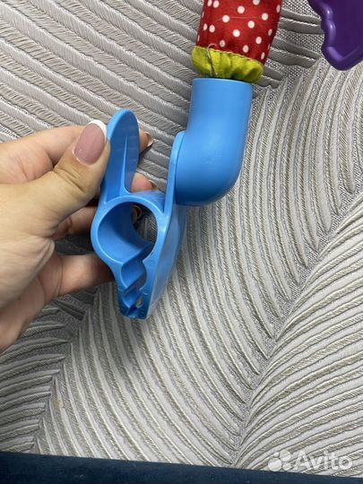 Дуга детская с игрушками 