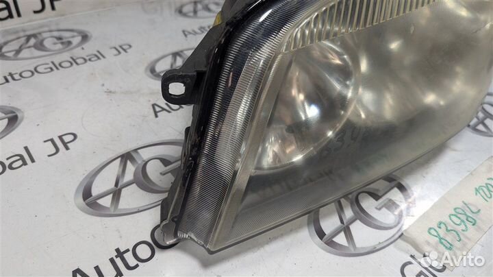 Фара левая Toyota Kluger V