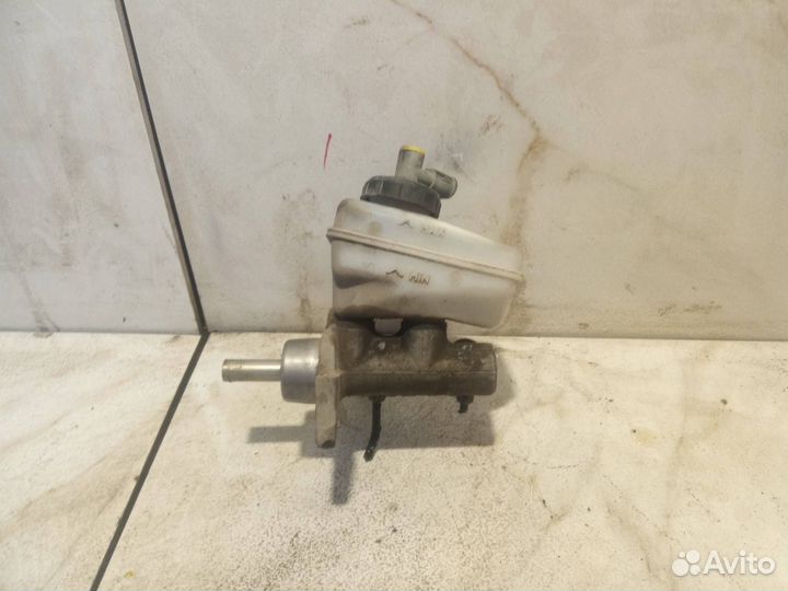 Главный тормозной цилиндр Renault Logan LS0G 2009