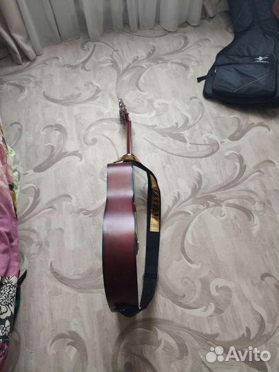 Гитара с полным комплектом