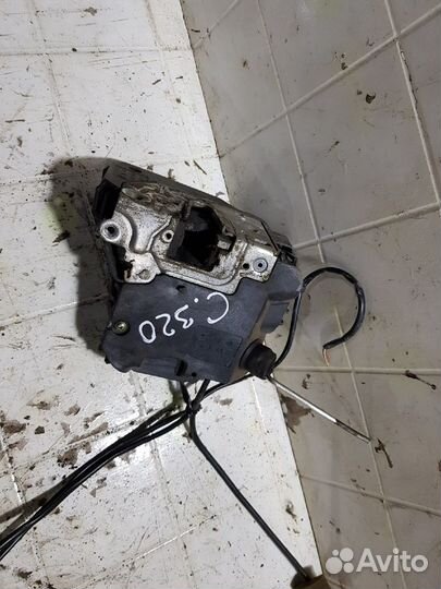 Замок двери Mercedes-Benz C 320 W203 2004 рест