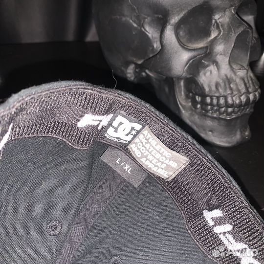 Dc shoes бейсболка