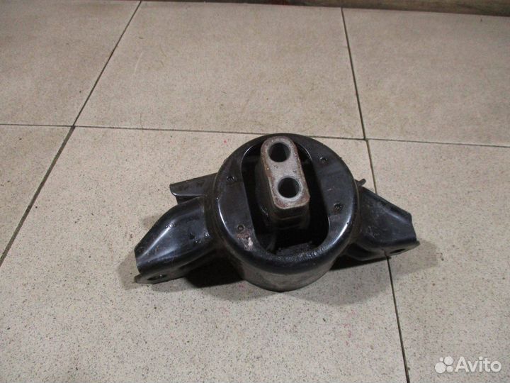 Опора кпп левая Hyundai Solaris 1