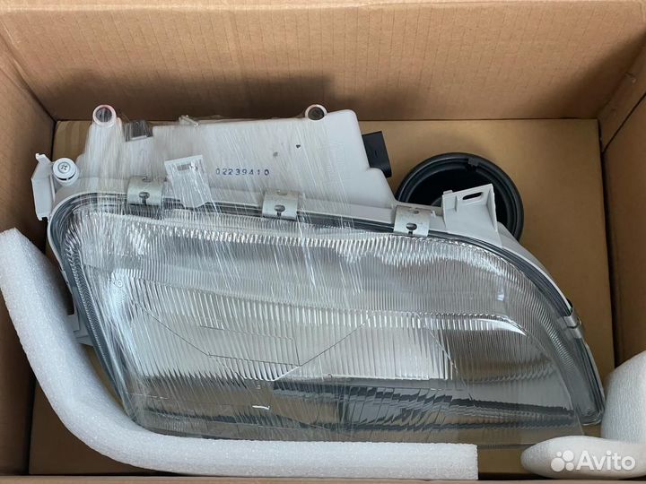 Фара правая новая Sharan / Alhambra 4451104rldem
