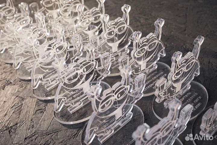 Статуэтки на заказ