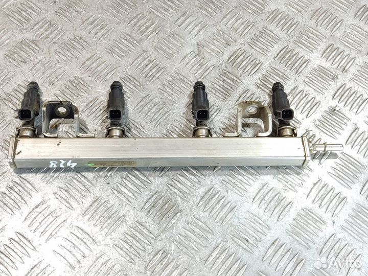 Рейка топливная рампа Ford Mondeo 2000-2007