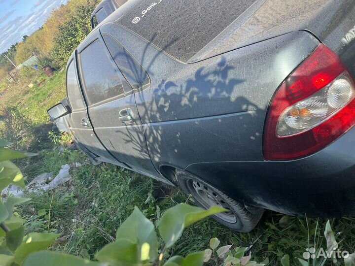 LADA Priora 1.6 МТ, 2010, битый, 150 000 км