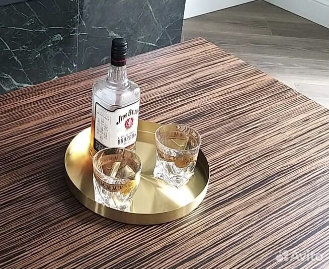 Поднос золотой декоративный