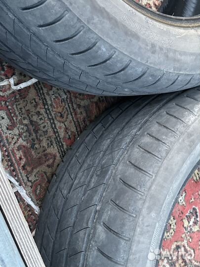 Bridgestone Alenza 001 275/4.5 R20 и 305/40 R20