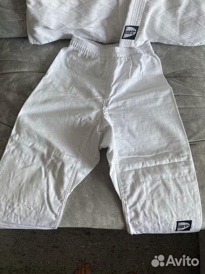 Кимоно для карате 140