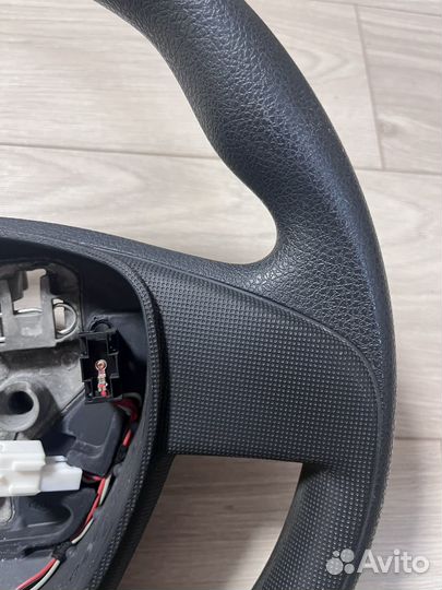 Руль Renault logan 2 K4M 2015