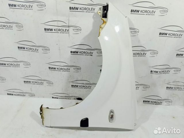 Крыло переднее левое белая 2005-2011 Kia Rio