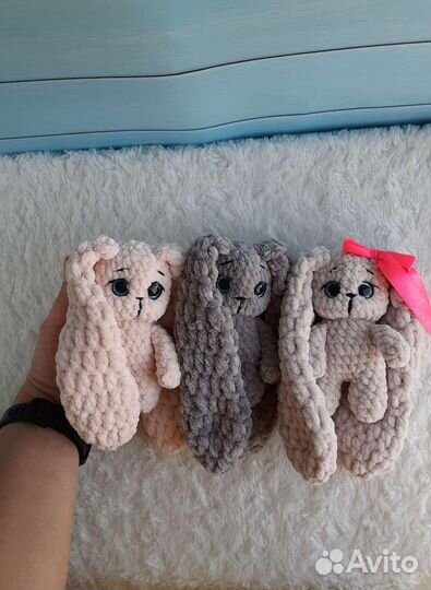 Плюшевый заяц вязаный амигуруми подарок