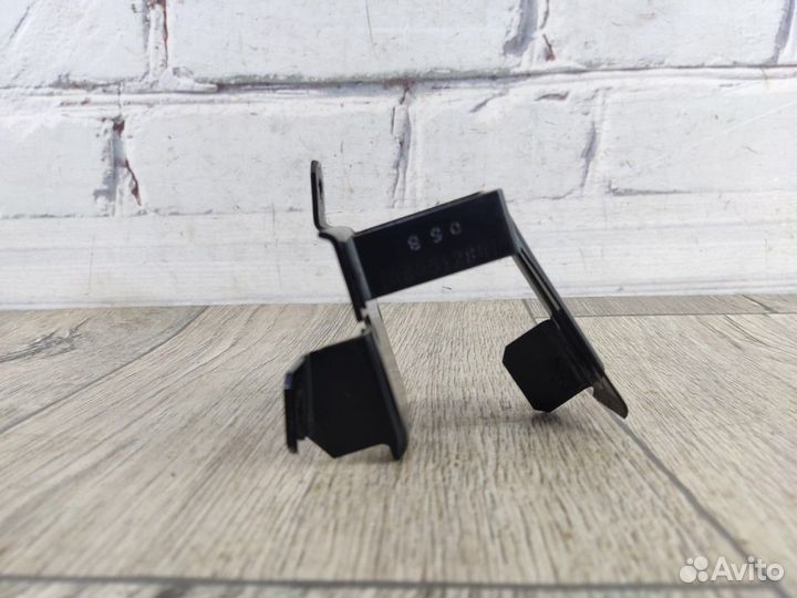 Кронштейн Датчика выключения бензонасоса Albea