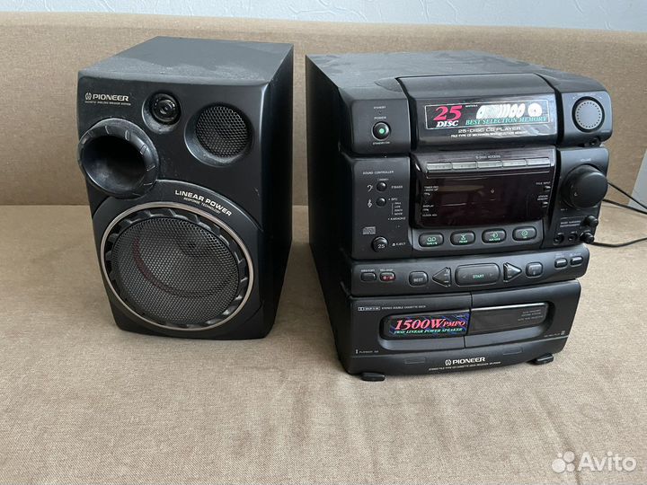 Музыкальный центр