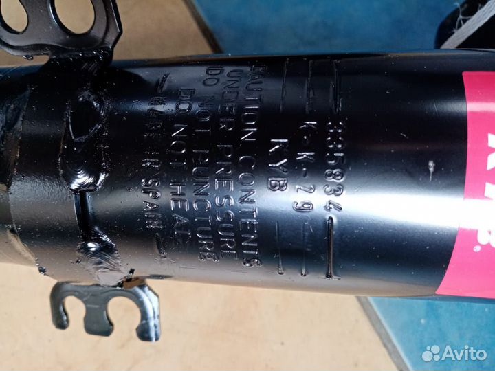 Амортизатор kyb 335834 BMW X3 (E83,E83N) 2003-2010