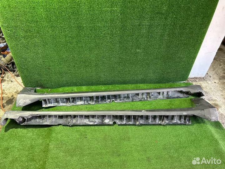 Накладка на порог наружная Mitsubishi Outlander CU