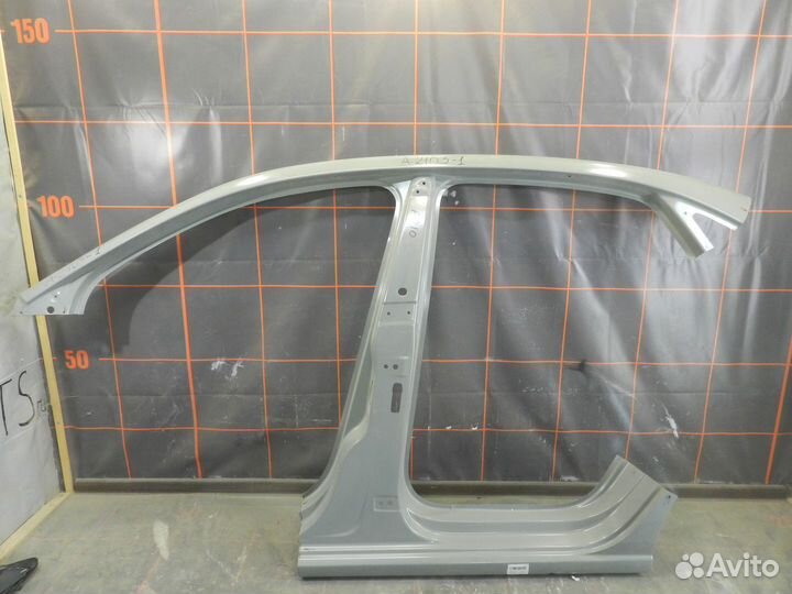 Боковина кузова, левая - Volkswagen Polo 5