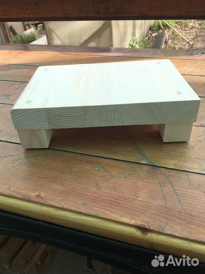 Подставка под акустику 200х290х80