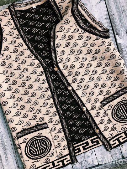 Монгольские изделия из шерсти верблюда