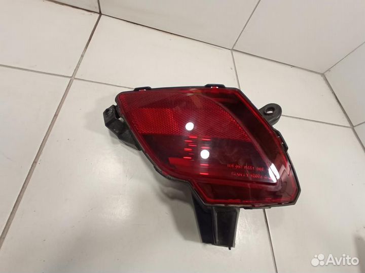 Отражатель в бампер задний правый Mazda CX-5 KE 20