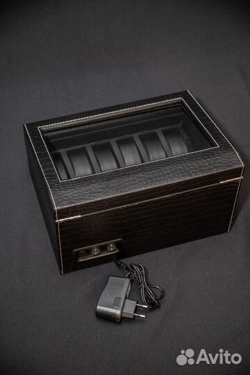 Шкатулка для часов с автоподзаводом