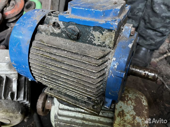 Электродвигатель 380 2.2 квт