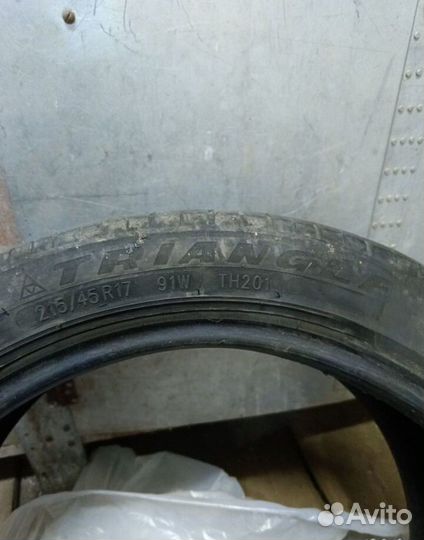 Triangle TH201 215/45 R17 19W