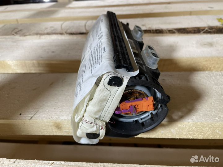 Подушка безопасности в торпедо Опель Зафира Астра