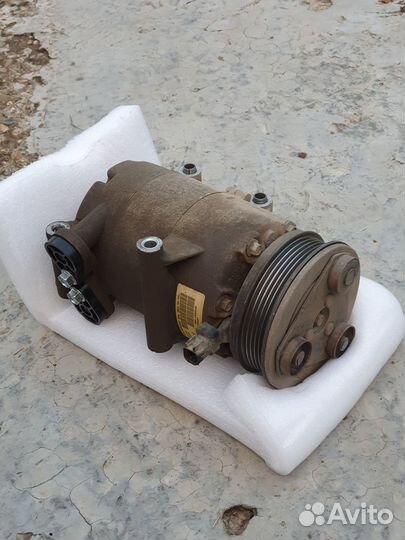 Компрессор кондиционера Ford Focus 2