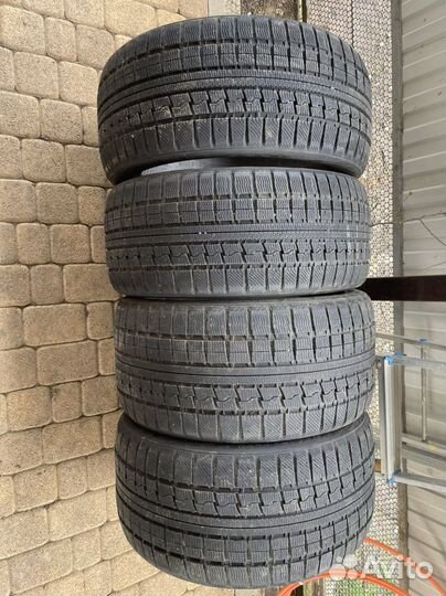 Nitto SN 2 Winter 275/40 R20 и 315/35 R20 106Q
