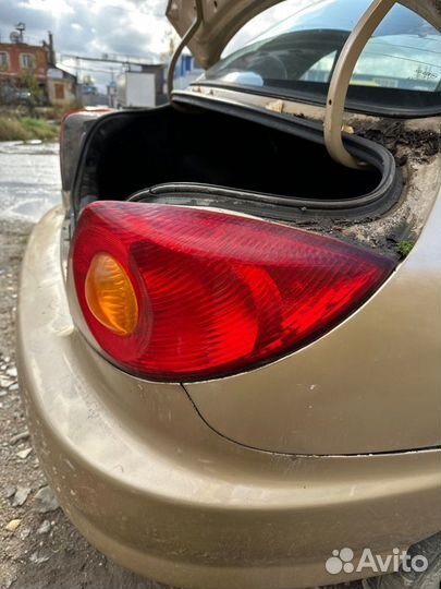 Фонарь задний правый Kia Rio седан 1.5 A5D 2001