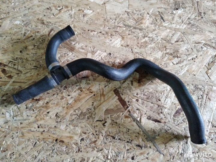 Патрубок системы охлаждения Volkswagen Crafter 2E