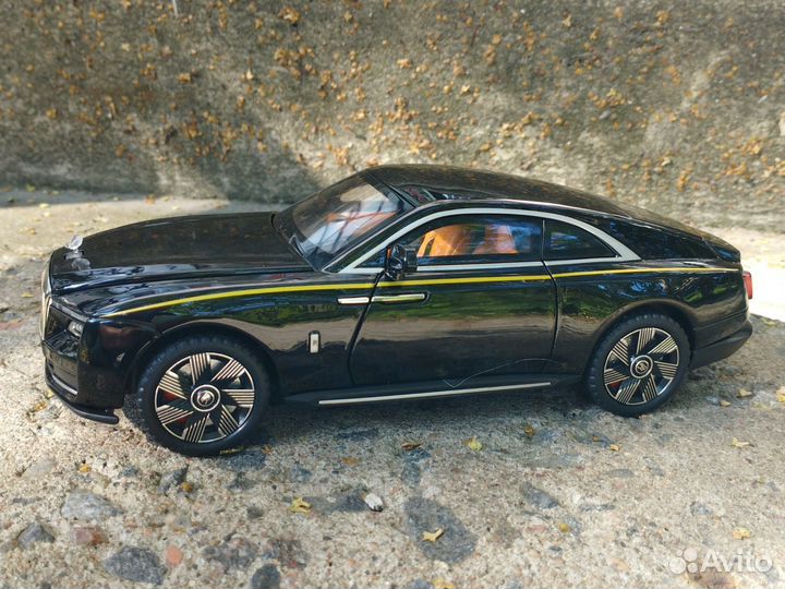 Rolls-Royce Spectre чёрный модель в масштабе 1/24