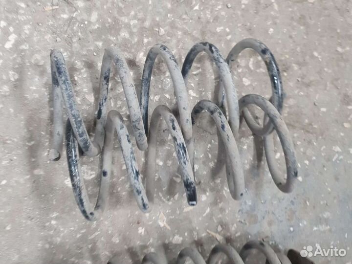 Пружины перед Volvo S60 S80