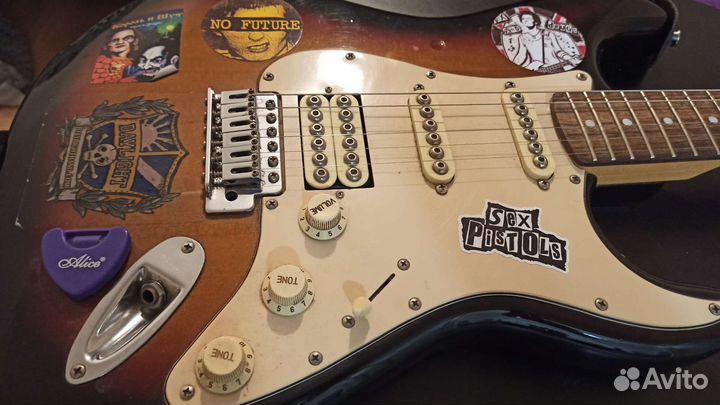 Электрогитара Stagg 2007 г