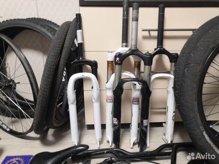 Очень много разных запчастей bmx mtb