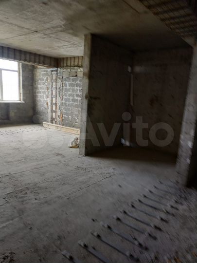 2-к. квартира, 57 м², 7/15 эт.