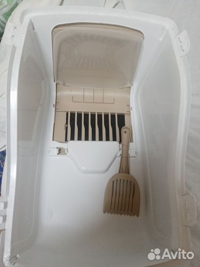 Закрытый туалет для кошек и собак