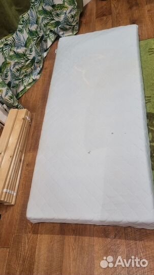 Детская кровать IKEA с матрасом