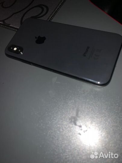 iPhone X, 64 ГБ