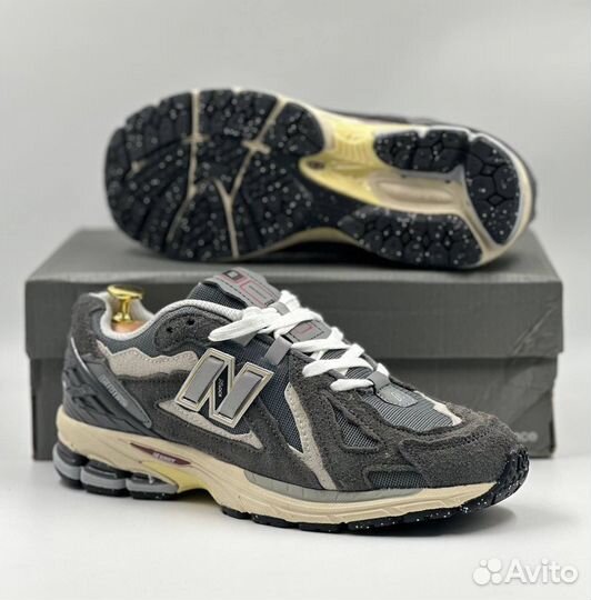 New Balance 1906D