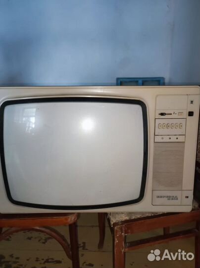 Телевизор